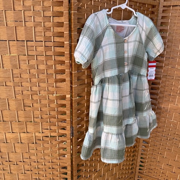 Toddler Girl 5T (1 is XS 4/5) Winter Dress Bundle Green / Pink / Purple - Picture 3 of 14